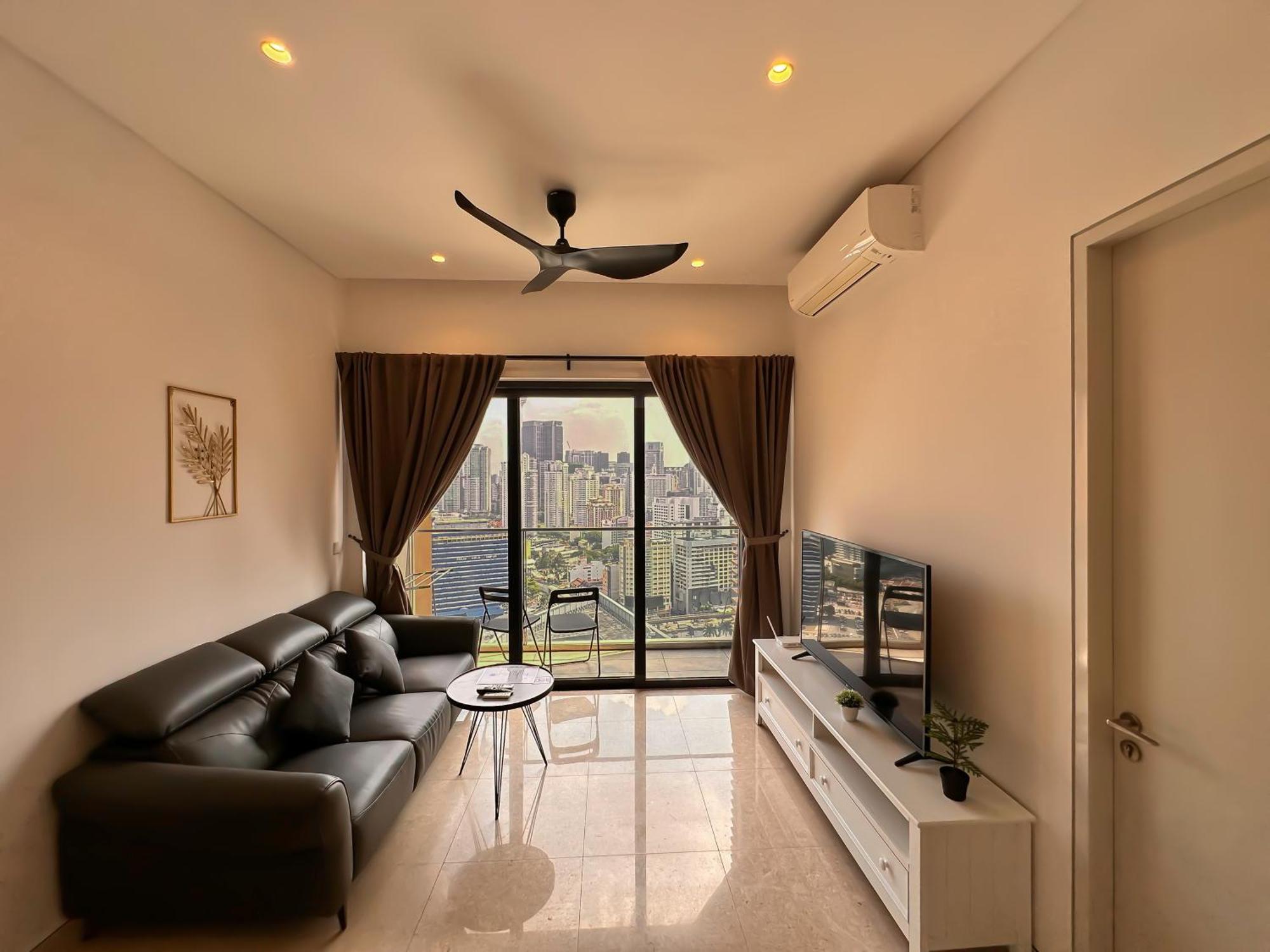 Lucentia Residence By Eas Maju Property Куала-Лумпур Экстерьер фото